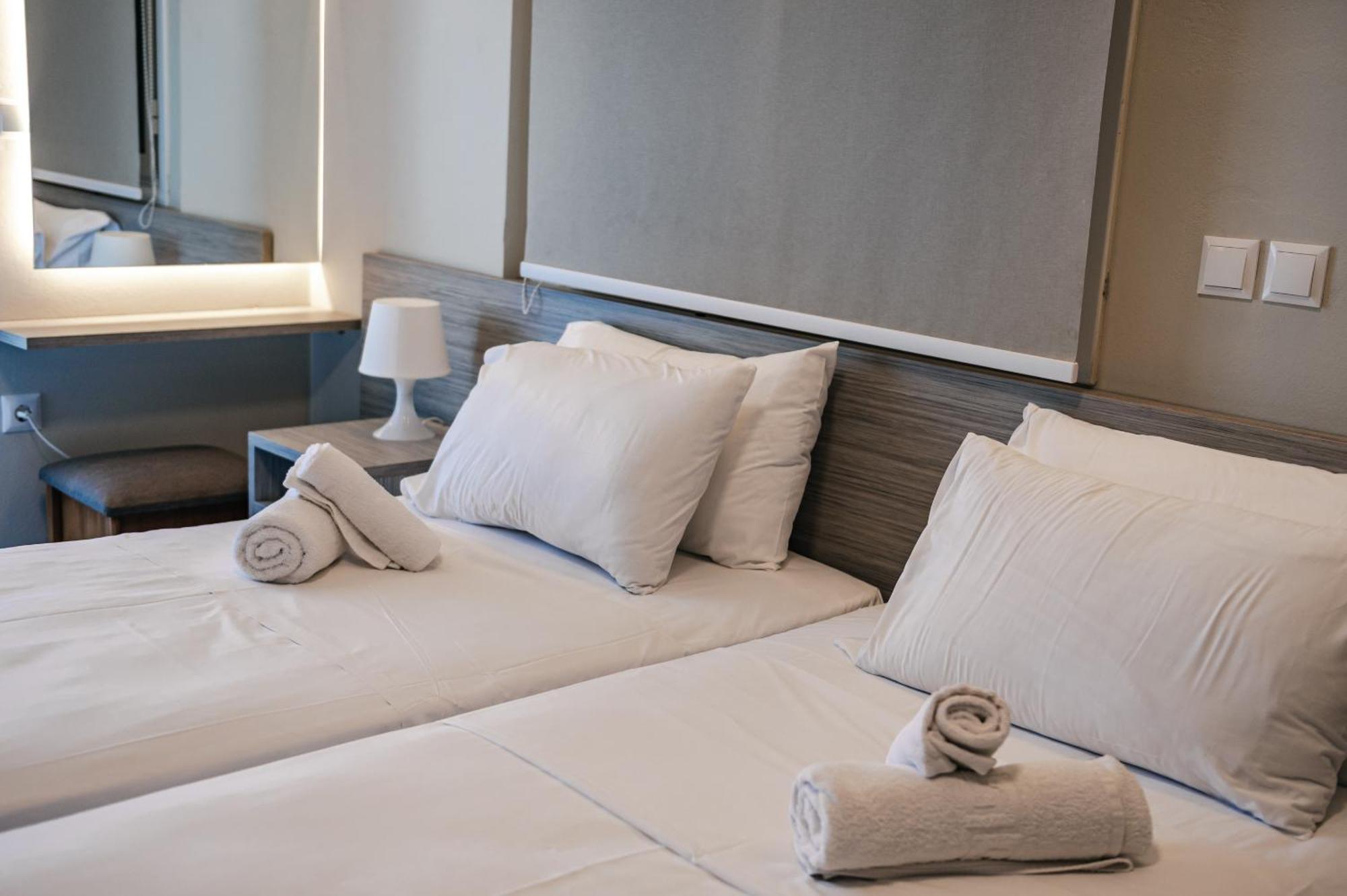Mesogeios Hotel Marathopoli Buitenkant foto