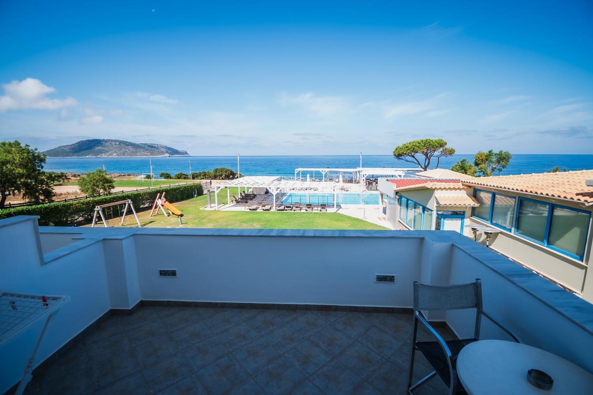 Mesogeios Hotel Marathopoli Buitenkant foto