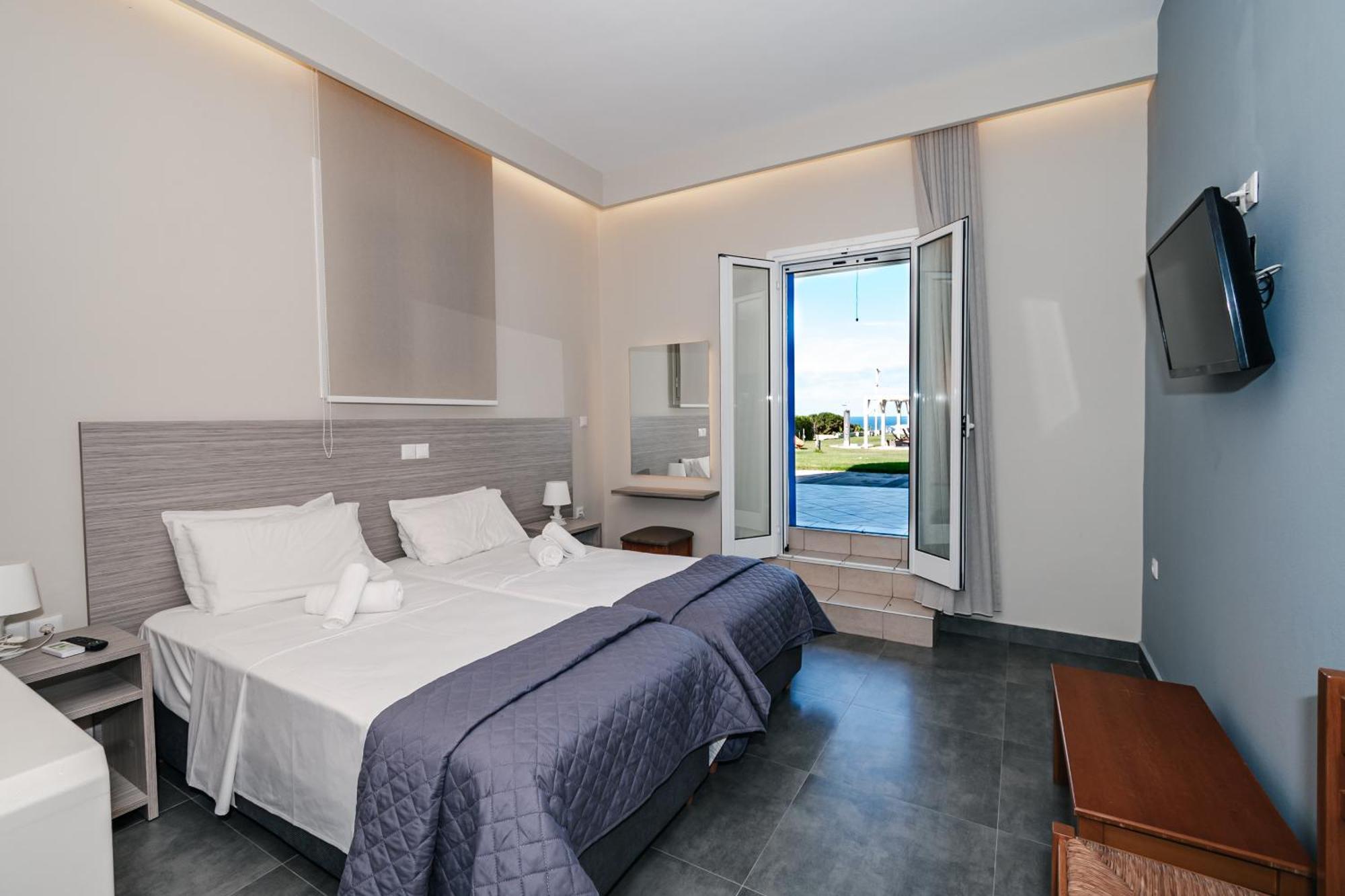 Mesogeios Hotel Marathopoli Buitenkant foto